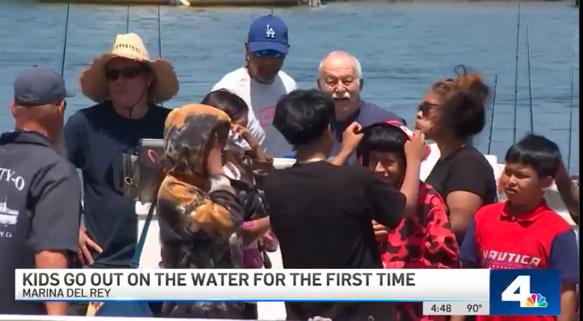 Kids go out to the ocean for the first time